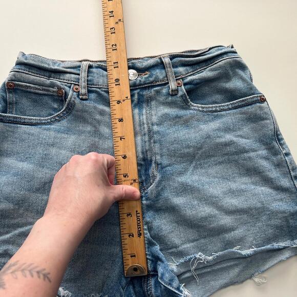 American Eagle Highest Rise 90s Boyfriend Cutoff Denim Shorts - Picture 9 of 9